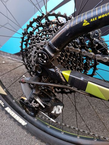 Tweedehands Bergamont Contrail 5 2020 2020 Mountainbike — afbeelding 3 van 4