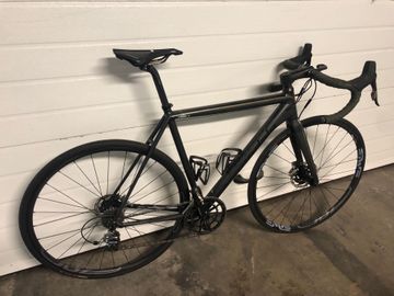 Brugt Cannondale CAAD 10 Black Inc 2016 Road & Gravel — billede 2 af 12