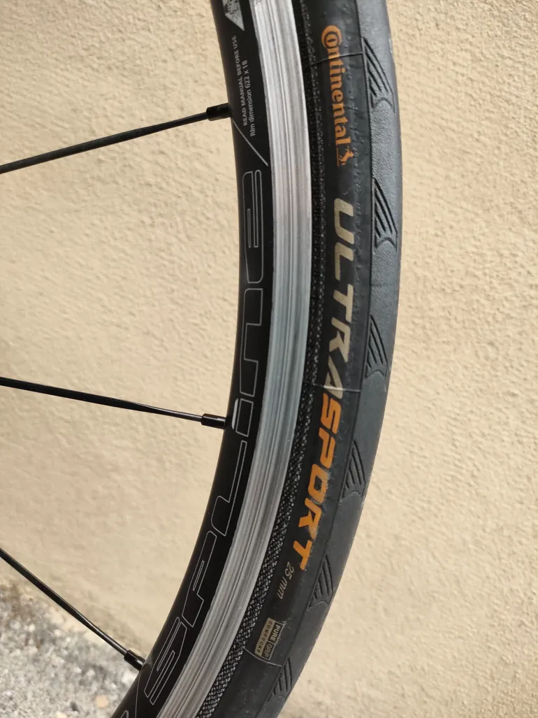 Used Cannondale Caad 12 2015 Road & Gravel — image 11 of 14