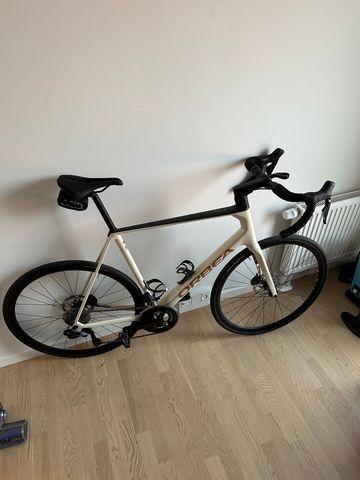 Used Orbea ORCA M30i 2024 2024 Road & Gravel, White — image 1 of 4