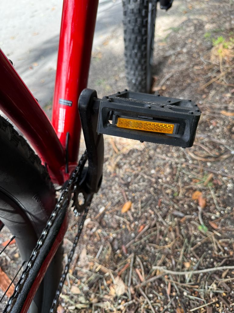 Used Specialized Fuse Comp 29 2020 2020 Mountainbike, Red, 29 — image 6 of 9