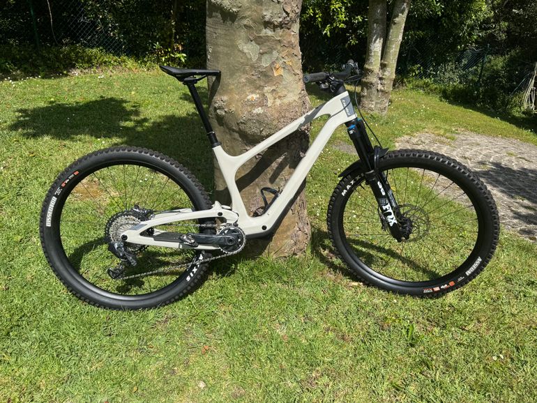 Brugt Bold Linkin 135 Pro 2024 2024 Mountainbike — billede 1 af 8