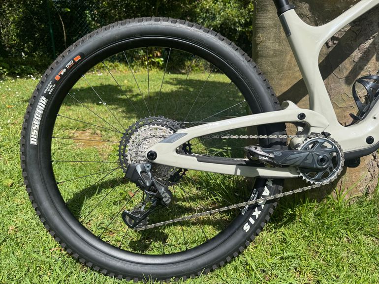 Brugt Bold Linkin 135 Pro 2024 2024 Mountainbike — billede 3 af 8