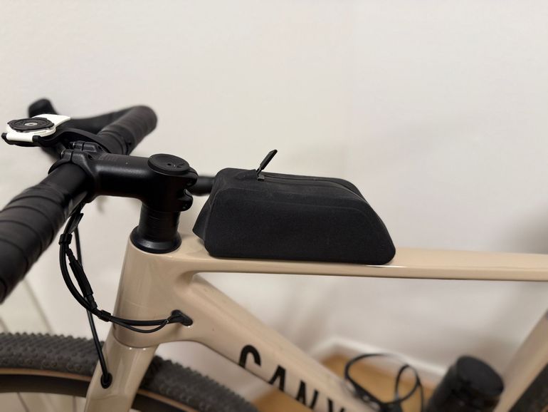 Used Canyon Grizl CF SLX 8 Di2 2024 2024 Road & Gravel, Light Gray — image 14 of 19