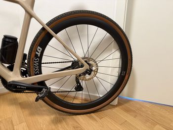 Used Canyon Grizl CF SLX 8 Di2 2024 2024 Road & Gravel, Light Gray — image 17 of 19