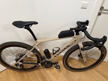 Used Canyon Grizl CF SLX 8 Di2 2024 2024 Road & Gravel, Light Gray — image 6 of 19