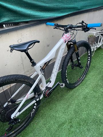 Used Orbea Oiz SRAM X0 2019 Mountainbike, White — image 8 of 9