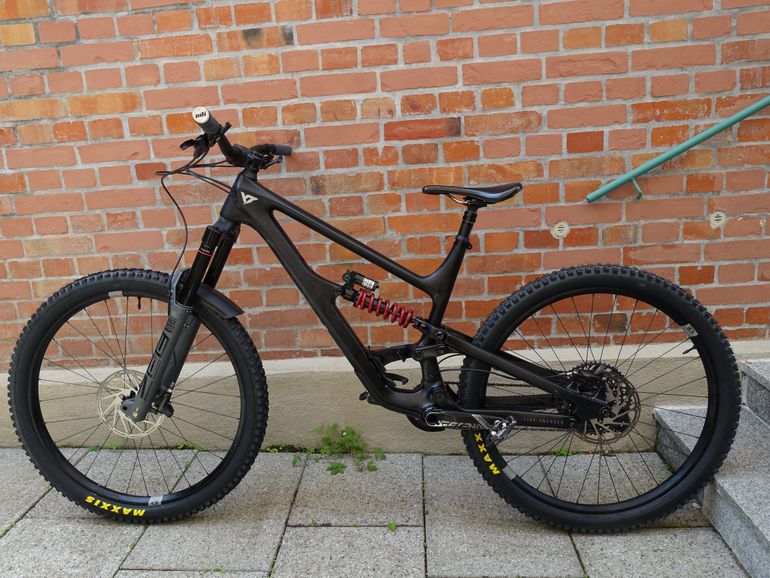 Used YT Industries Capra CORE 3 29 2022 2022 Mountainbike, Black, 29 — image 2 of 8
