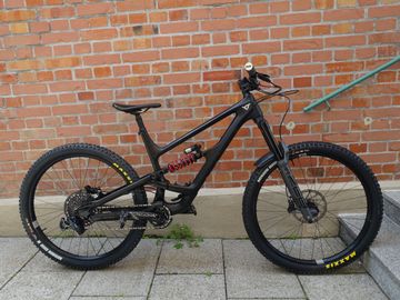 Used YT Industries Capra CORE 3 29 2022 2022 Mountainbike, Black, 29 — image 1 of 8