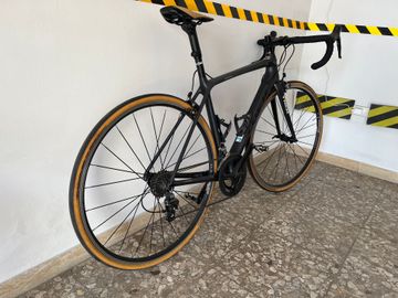 Gebrauchtes Trek Emonda Shimano 105 2020 Road & Gravel, Hellgrau — Bild 2 von 3