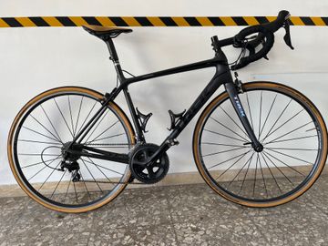 Gebrauchtes Trek Emonda Shimano 105 2020 Road & Gravel, Hellgrau — Bild 1 von 3
