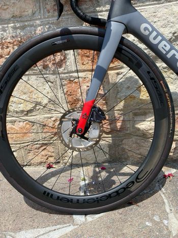 Guerciotti Eclipse S Ultegra 2021 2021 Road & Gravel usato, Grigio chiaro — immagine 5 di 9