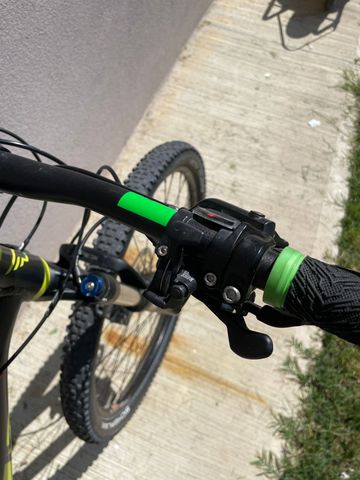 Felt 7 Fifty 2016 Mountainbike d'occasion — image 13 sur 14