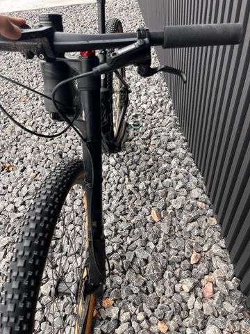 Brugt Cannondale F-Si Carbon 3 2018 2018 Mountainbike — billede 5 af 5