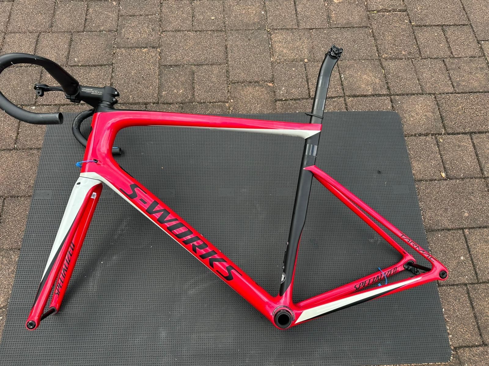 specialized tarmac sl6 expert disc フレーム Specialized Tarmac Disc Expert - Montgomery Cyclery