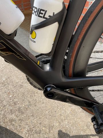 Käytetty Giant Propel Advanced Pro 1 2024 2024 Road & Gravel — kuva 4 / 8