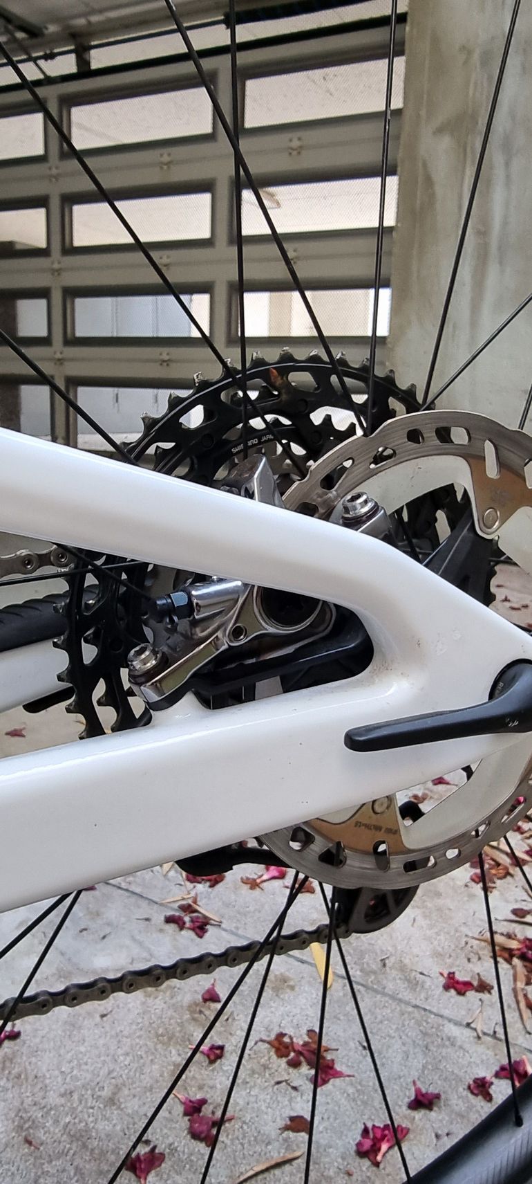 Used Scott Spark RC Pro 2023 2023 Mountainbike, White, 29 — image 2 of 9