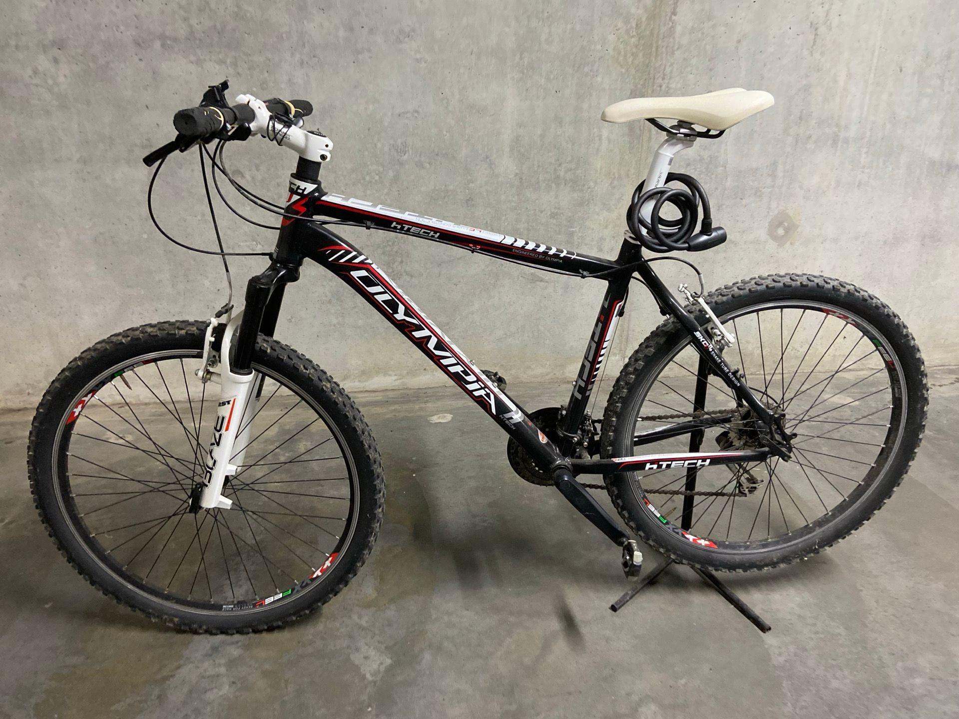 Mountain Bike Olympia Hi Tech 26 Olympia HI TECH 2005