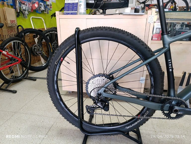 Gebrauchtes Conor WRC Extrem 2024 Mountainbike, Hellgrau — Bild 4 von 5