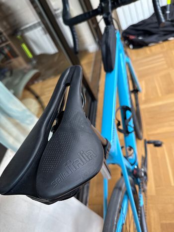 Used Canyon Endurace CF 7 Di2 2024 2024 Road & Gravel, Azul — image 5 of 6