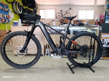 Used Conor Crush 2021 Mountainbike, Light Gray — image 2 of 5
