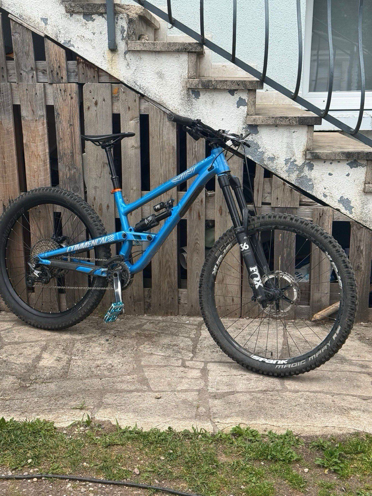 Mountain Bike Commencal Clash Fox Commencal Clash 2020 Blue