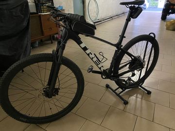 Käytetty Trek X-Caliber 8 2023 2023 Mountainbike — kuva 1 / 6