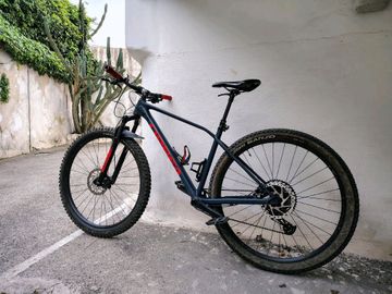 Used Orbea ALMA H10 EAGLE 2021 2021 Mountainbike, Blue, 29 — image 3 of 5