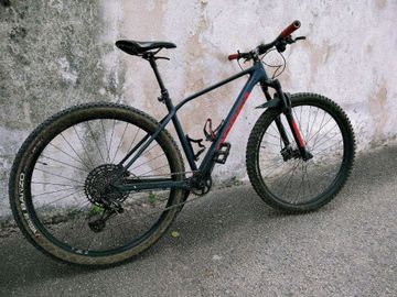 Used Orbea ALMA H10 EAGLE 2021 2021 Mountainbike, Blue, 29 — image 1 of 5