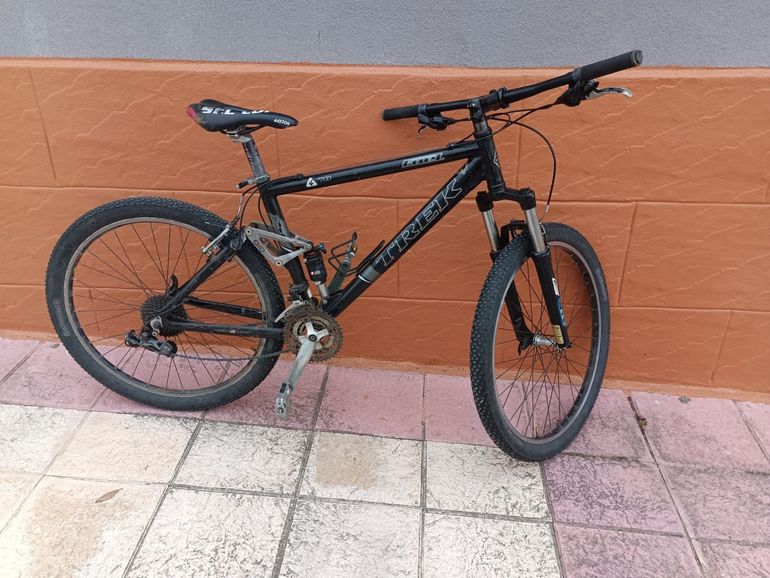 Used Trek Fuel 70 2006 2006 Mountainbike, Black, 26 — image 2 of 6