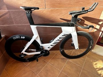 Canyon Speedmax CF SLX 8 eTap 2022 2022 Road & Gravel usato, Bianco — immagine 7 di 9