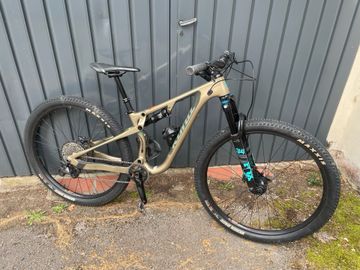 Tweedehands Kona Hei Hei CR 2022 2022 Mountainbike — afbeelding 1 van 7