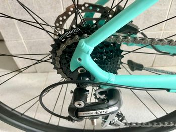 Used Bianchi C Sport 2 2022 Road & Gravel, Green — image 4 of 7