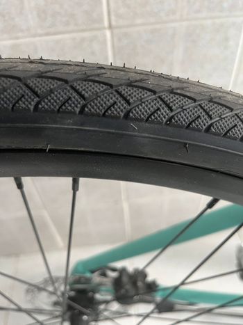 Used Bianchi C Sport 2 2022 Road & Gravel, Green — image 6 of 7