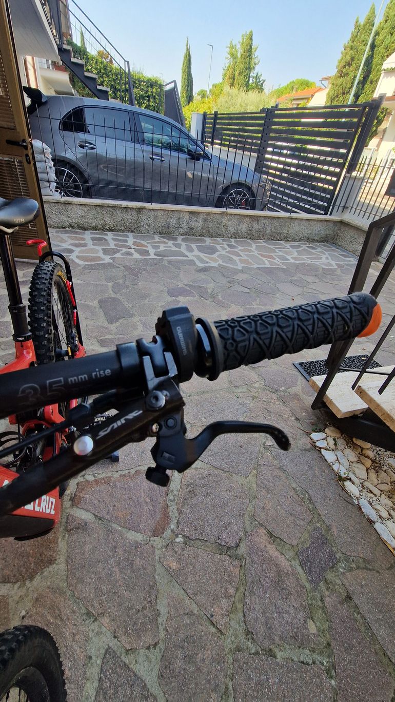 Brugt Santa Cruz Heckler 9 S 29 2024 Mountainbike — billede 7 af 13