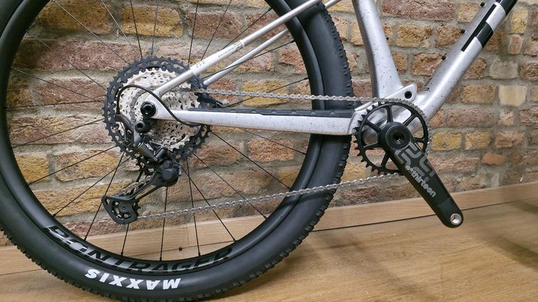 Brugt Trek Supercaliber SLR 9.8 XT Gen 2 2024 2024 Mountainbike — billede 2 af 4