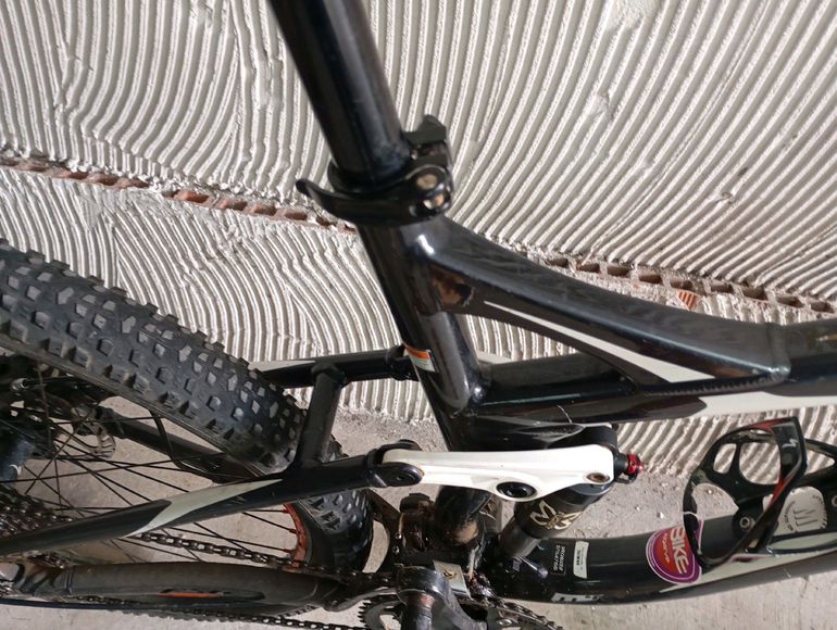 Used Specialized FSRxc Comp 2009 2009 Mountainbike, Light Gray, 26 — image 4 of 17