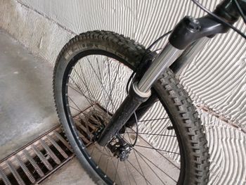 Used Specialized FSRxc Comp 2009 2009 Mountainbike, Light Gray, 26 — image 10 of 17