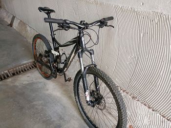 Used Specialized FSRxc Comp 2009 2009 Mountainbike, Light Gray, 26 — image 3 of 17
