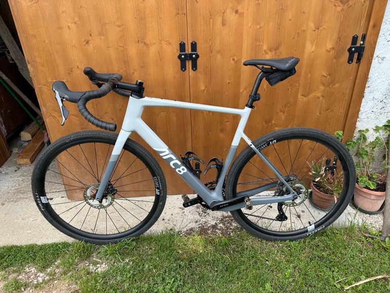 Used ARC8 Eero 2024 Road & Gravel, Light Gray — image 2 of 12