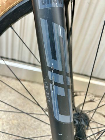 Używany Specialized Chisel Montage Carte 2022 Mountainbike — zdjęcie 5 z 5