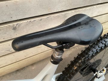 Tweedehands YT Industries Jeffsy Uncaged 6 29 2022 2022 Mountainbike — afbeelding 7 van 14