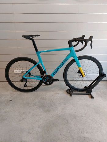 Cannondale, Evo 3 Custom Veltec Wheels