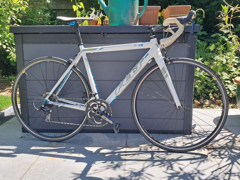 FELT F75 54cm 2011 Felt F75 – Specs, Comparisons, Reviews – 99 Spokes