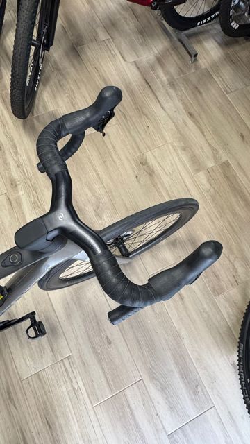 Brugt Scott Addict RC eRIDE 20 2023 2023 Road & Gravel — billede 9 af 11