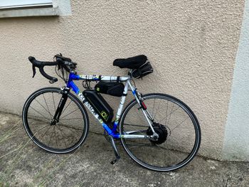 Used Colnago Flash Colnago 2003 équipé VAE Cycloboost En Février 2025 2003 Road & Gravel, Blue — image 1 of 3