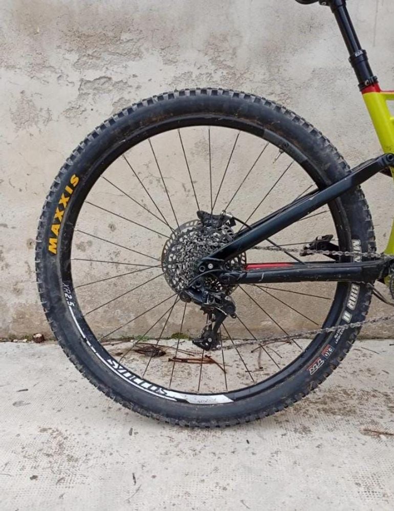 Gebrauchtes Specialized Camber 2020 2020 Mountainbike, Grün — Bild 3 von 10