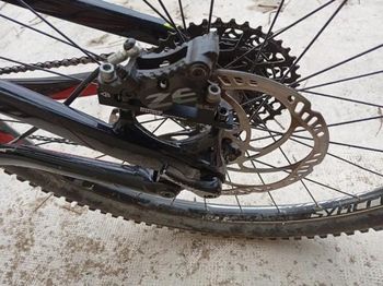 Gebrauchtes Specialized Camber 2020 2020 Mountainbike, Grün — Bild 9 von 10