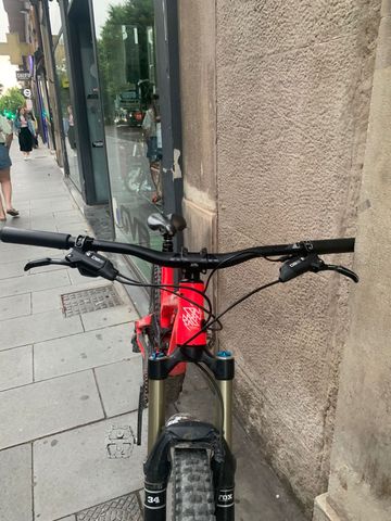 Used Commencal Meta Sx 2014 2014 Mountainbike, Red — image 5 of 7