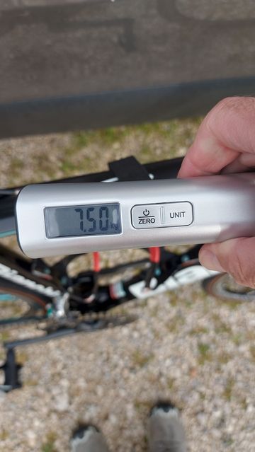 Used Bianchi Infinito CV Chorus 2016 2016 Road & Gravel, Black — image 4 of 8